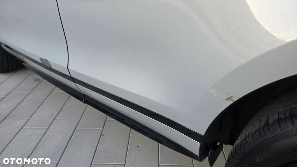 Land Rover Range Rover Evoque D150 FWD R-Dynamic - 34