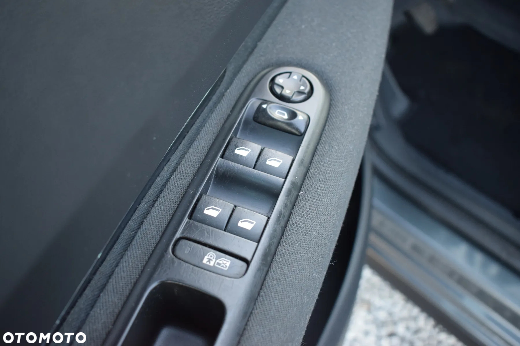 Peugeot 3008 HDi 115 Allure - 20