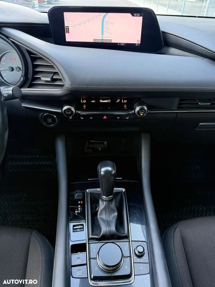 Mazda 3 - 16