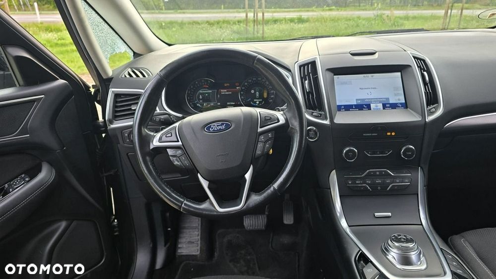 Ford S-Max - 19