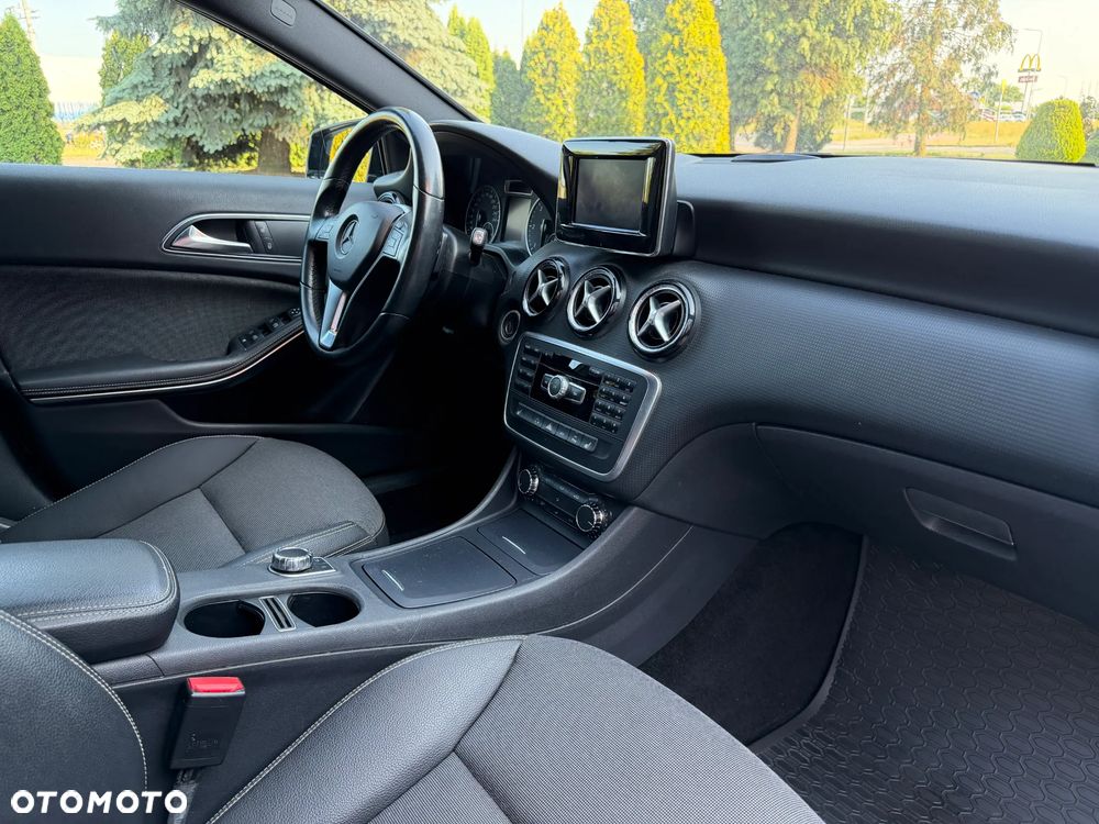 Mercedes-Benz Klasa A 180 CDI Autotronic Elegance Special Edition - 13
