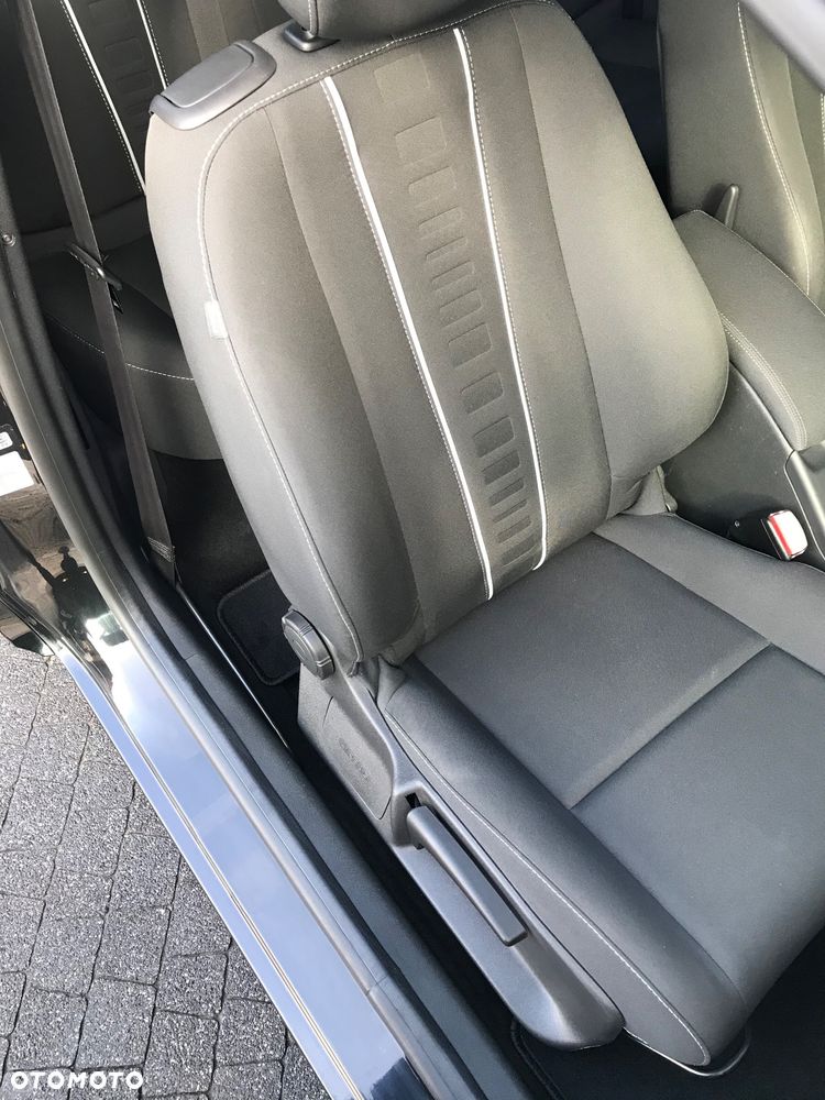 Renault Megane 1.6 16V 110 LIMITED - 24