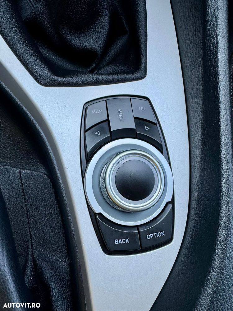 BMW X1 xDrive25d Sport Line - 33