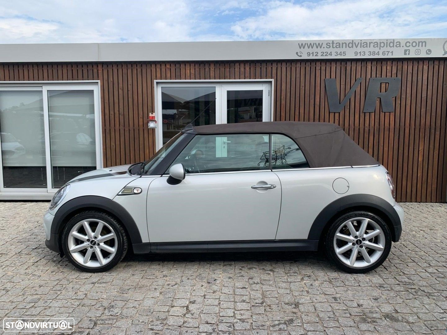 MINI Cabrio Cooper D - 22
