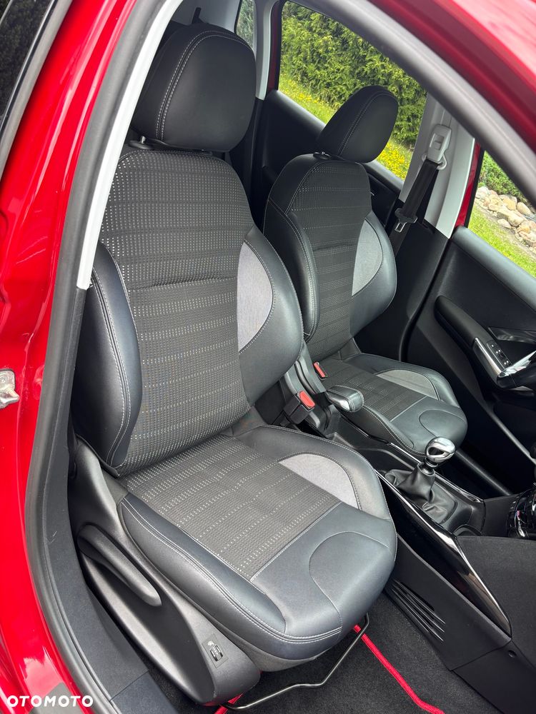 Peugeot 2008 BlueHDi FAP 120 STOP & START Allure - 11