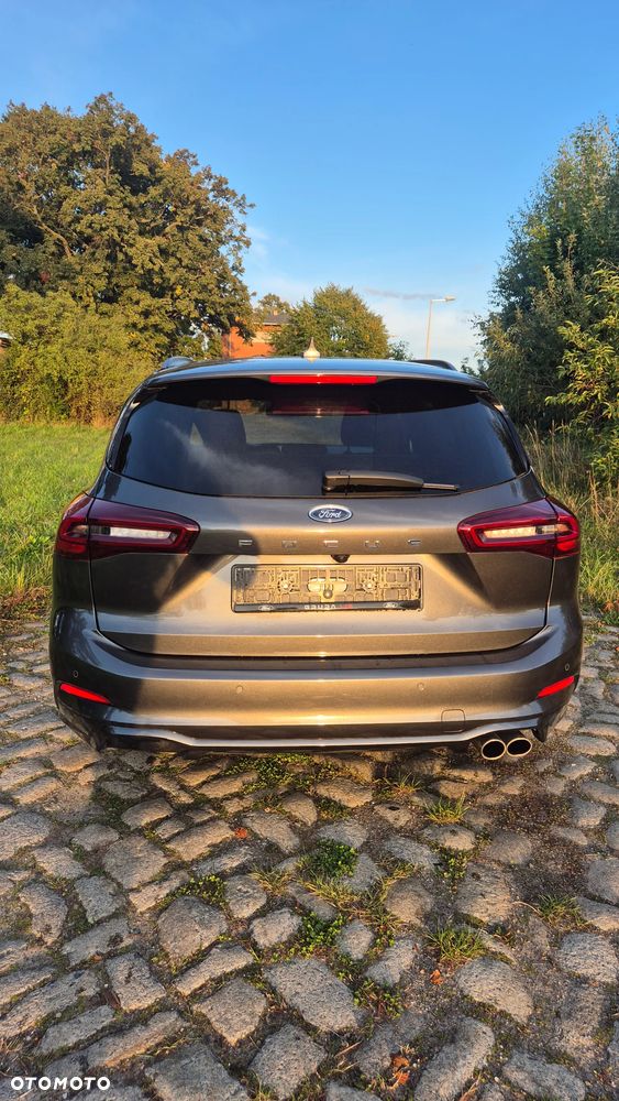 Ford Focus 1.0 EcoBoost Hybrid ST-LINE - 6