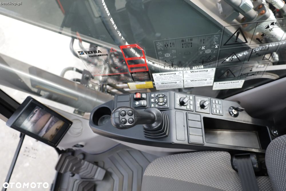Volvo EC220EL - 21