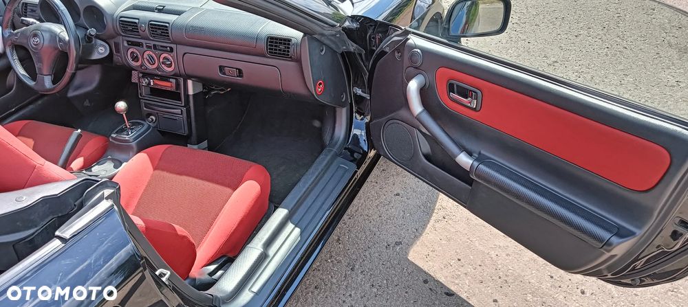 Toyota MR2 - 25