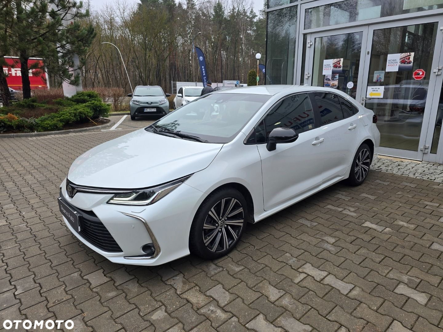 Toyota Corolla - 5