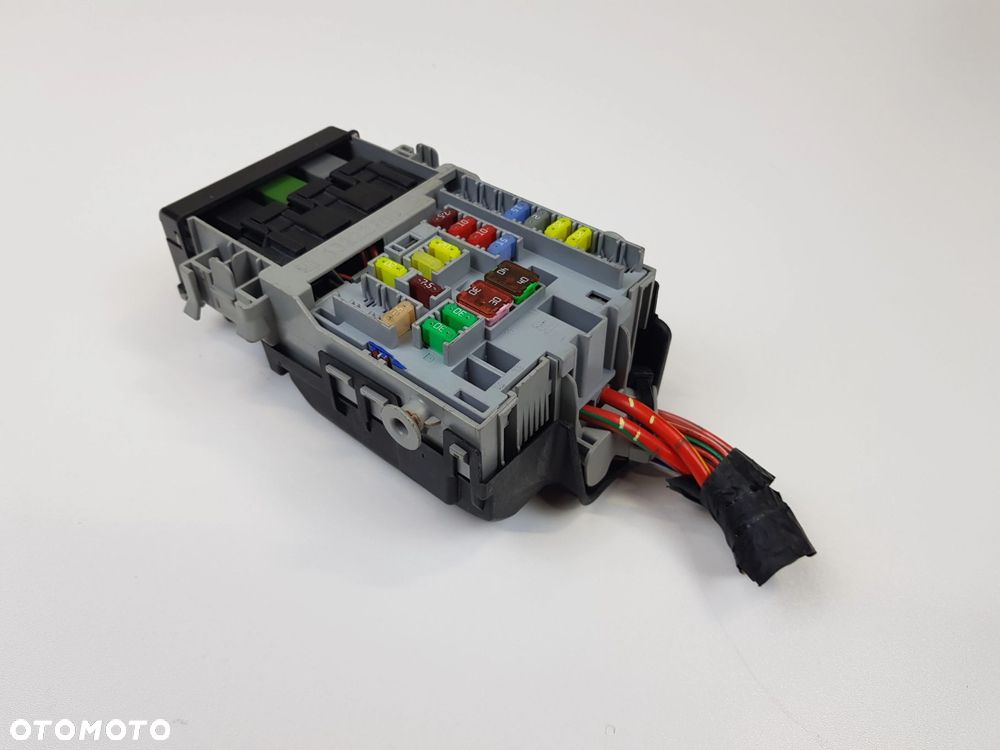 Moduł Skrzynka bezpieczników Chevrolet Cruze 13222786 - 7