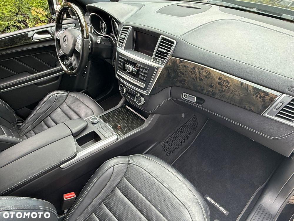 Mercedes-Benz GL - 29