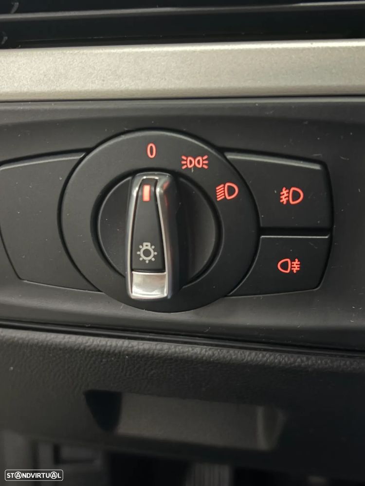 BMW 320 d Efficient Dynamics Edition Sport Line - 22