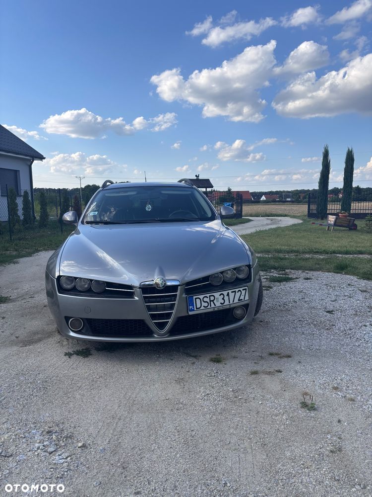 Alfa Romeo 159 - 2