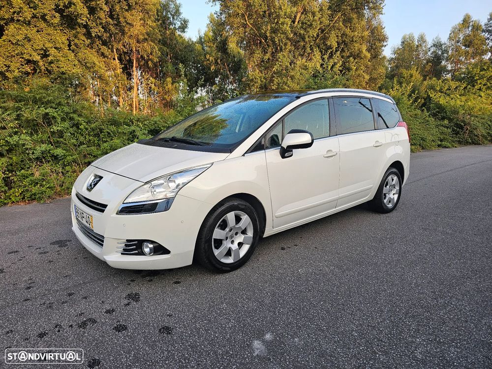 Peugeot 5008 1.6 HDi 7L Allure - 1