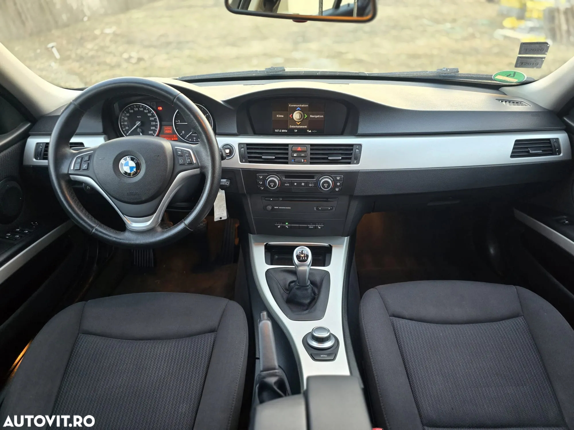 BMW Seria 3 318d DPF Touring - 6