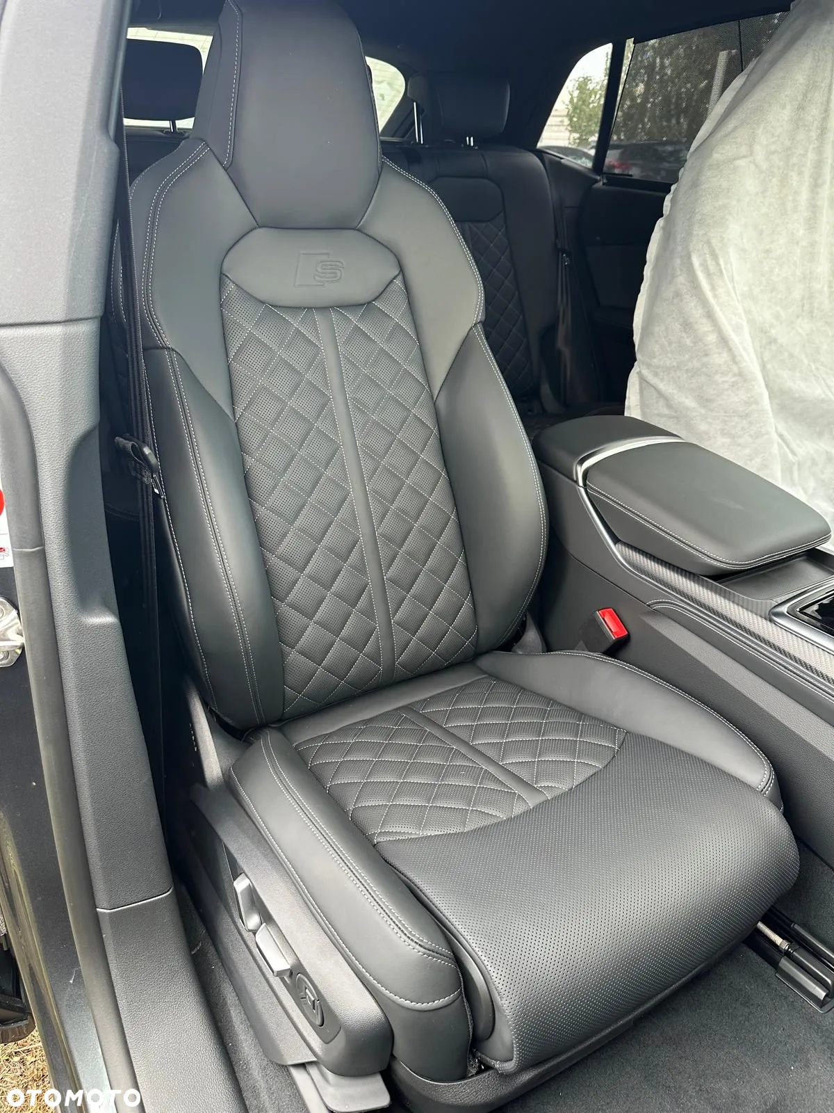 Audi Q8 - 4