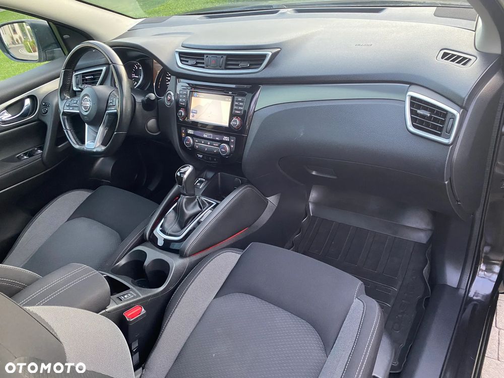 Nissan Qashqai 1.6 DCi Xtronic ACENTA - 18