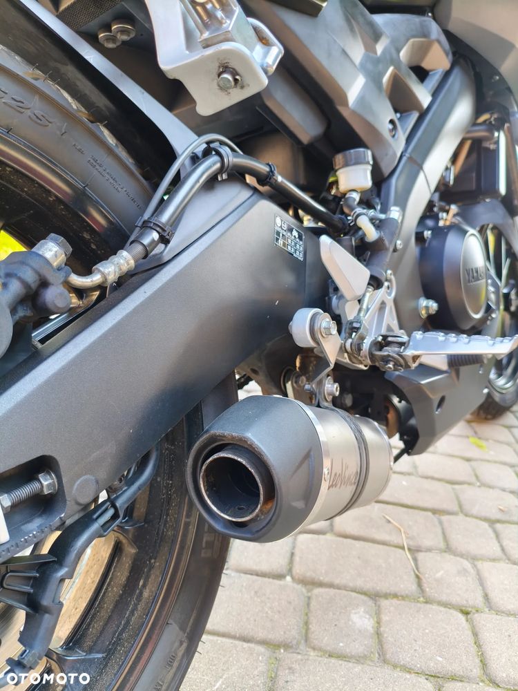 Yamaha MT - 22