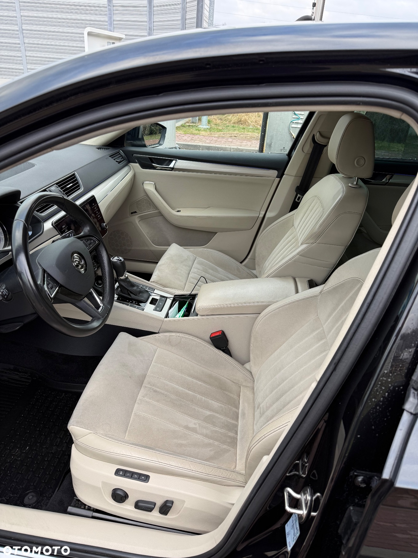 Skoda Superb 2.0 TSI 4x4 Style DSG - 9