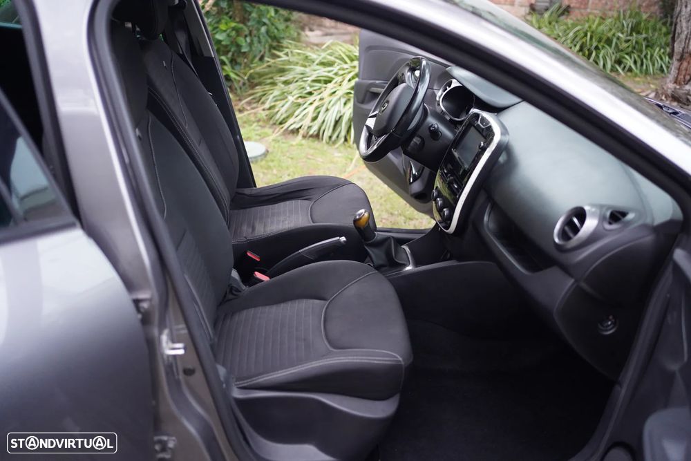 Renault Clio Sport Tourer - 20