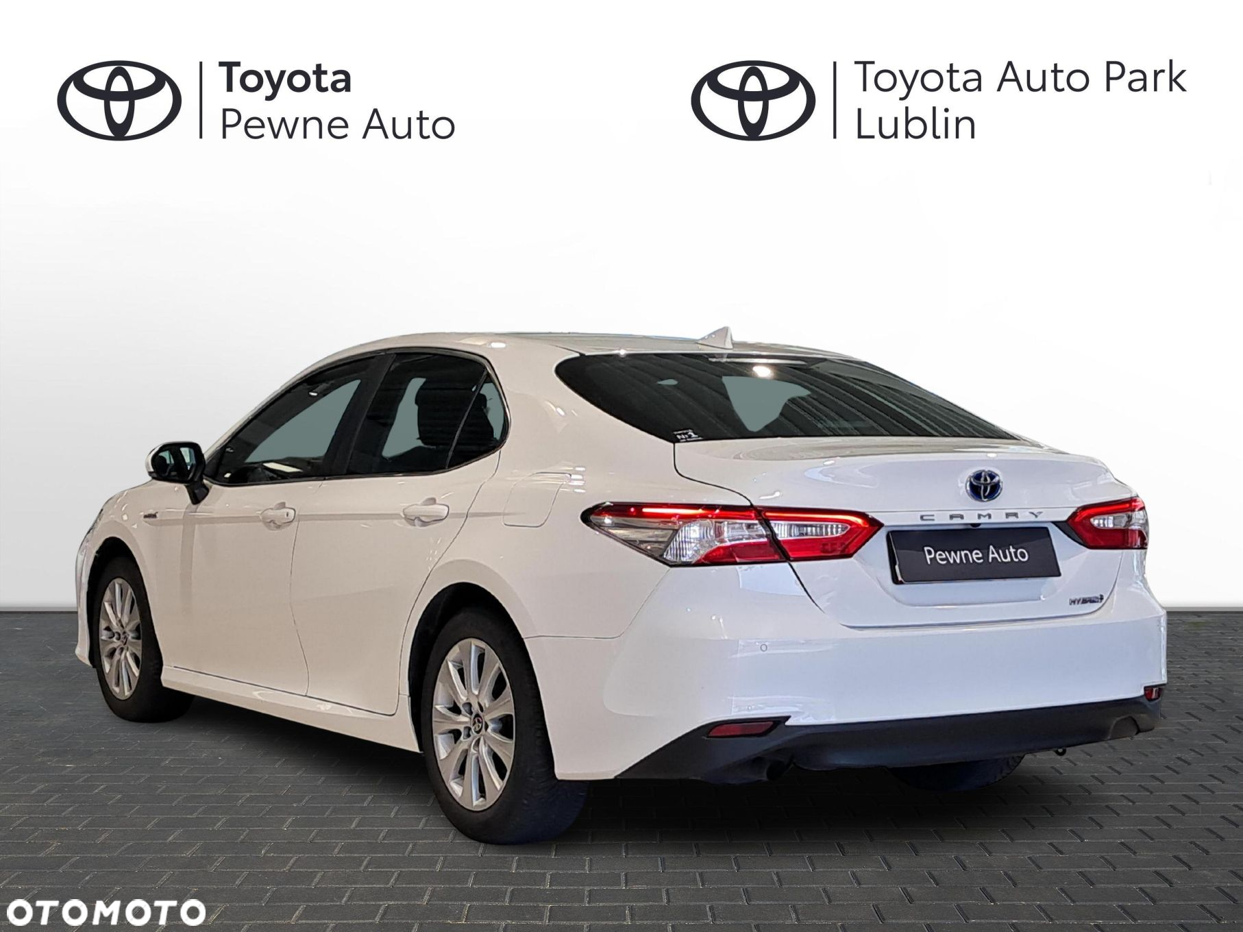 Toyota Camry 2.5 Hybrid Comfort CVT - 3