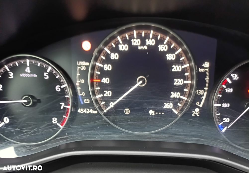 Mazda 3 e-SKYACTIV-G 2.0 M HYBRID - 8