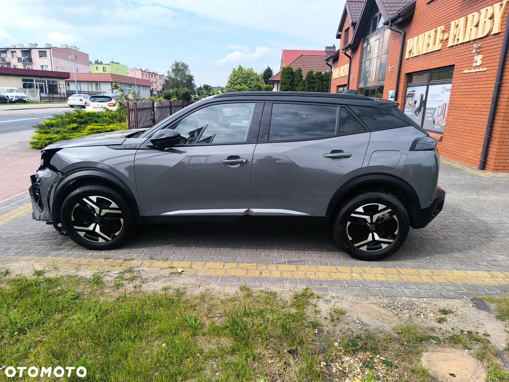 Peugeot 2008 Hybrid 136 e-DSC GT - 22