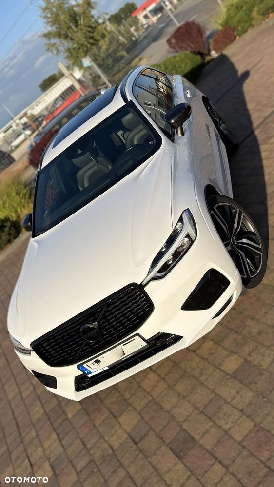 Volvo XC 60 D5 AWD Geartronic RDesign - 9