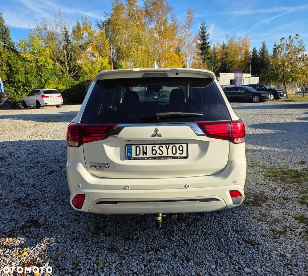 Mitsubishi Outlander 2.4 4WD Plug-In Hybrid Diamant - 7