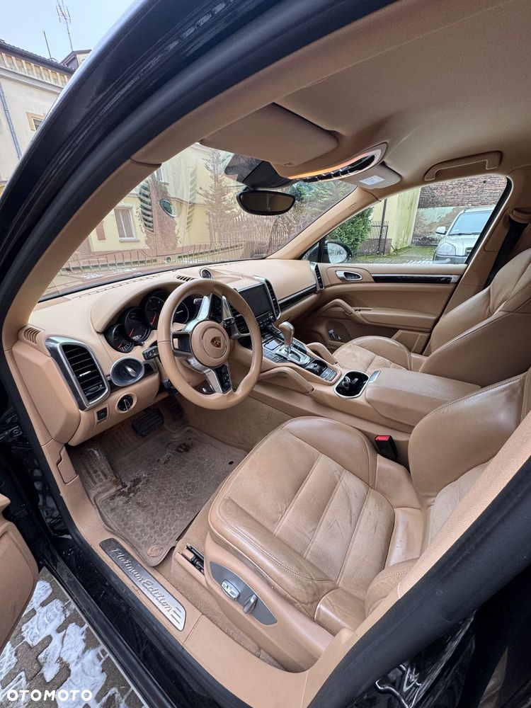 Porsche Cayenne Diesel Platinum Edition - 6