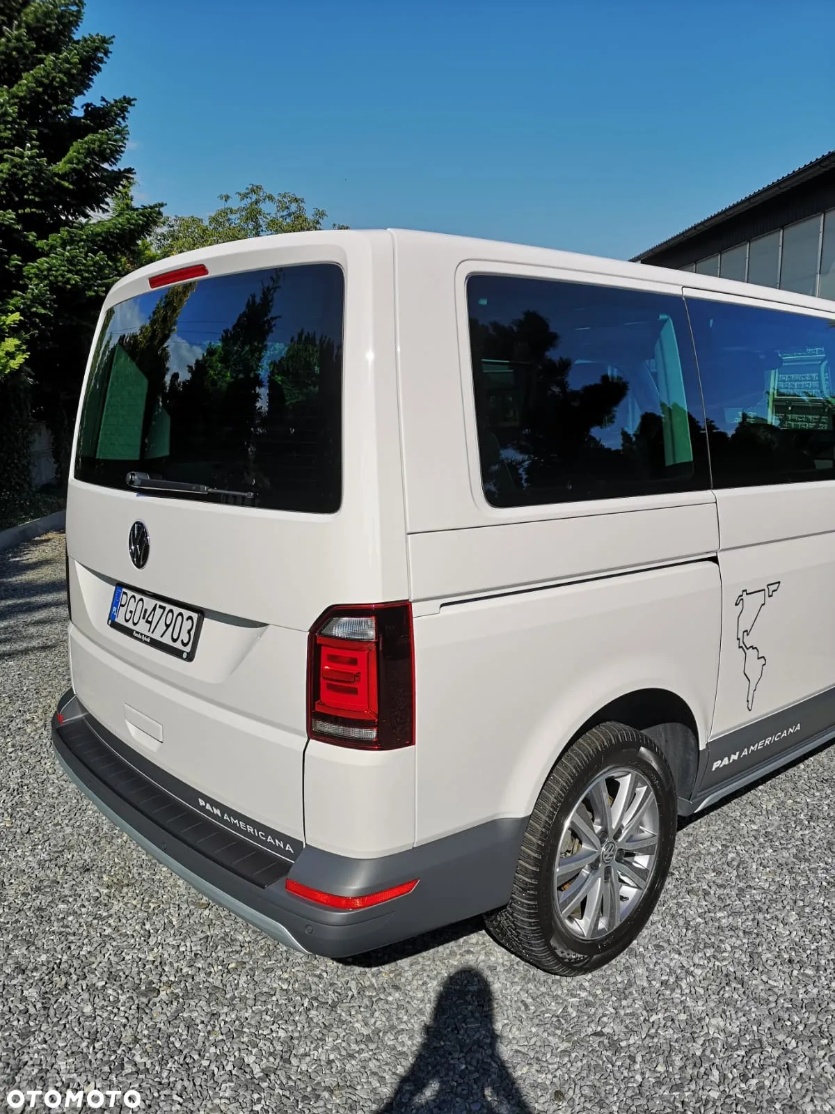 Volkswagen Multivan - 3