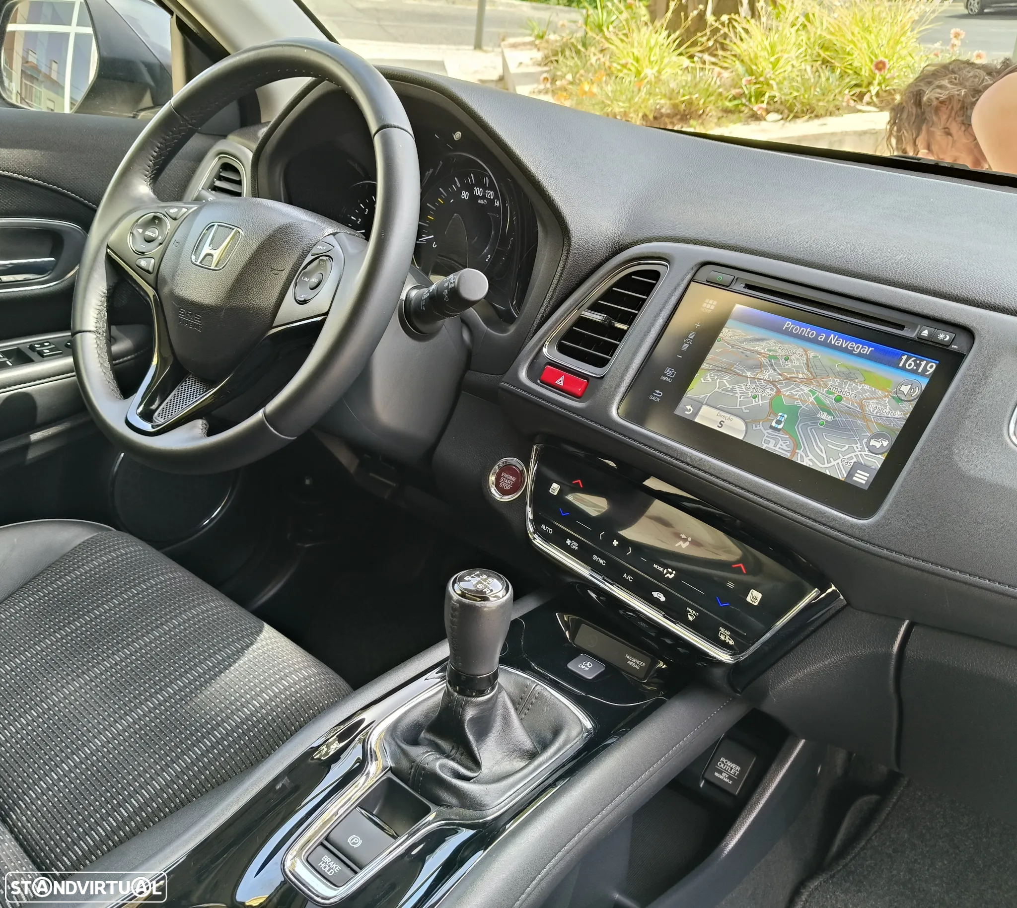 Honda HR-V 1.6 i-DTEC Executive - 23