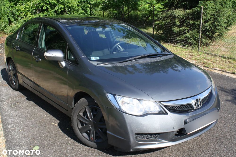 Honda Civic 1.8 Executive i-SHIFT - 2