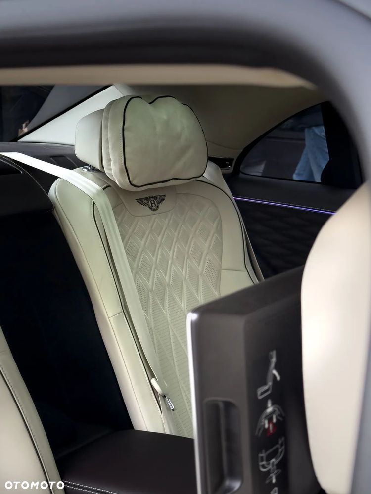Bentley Flying Spur - 14