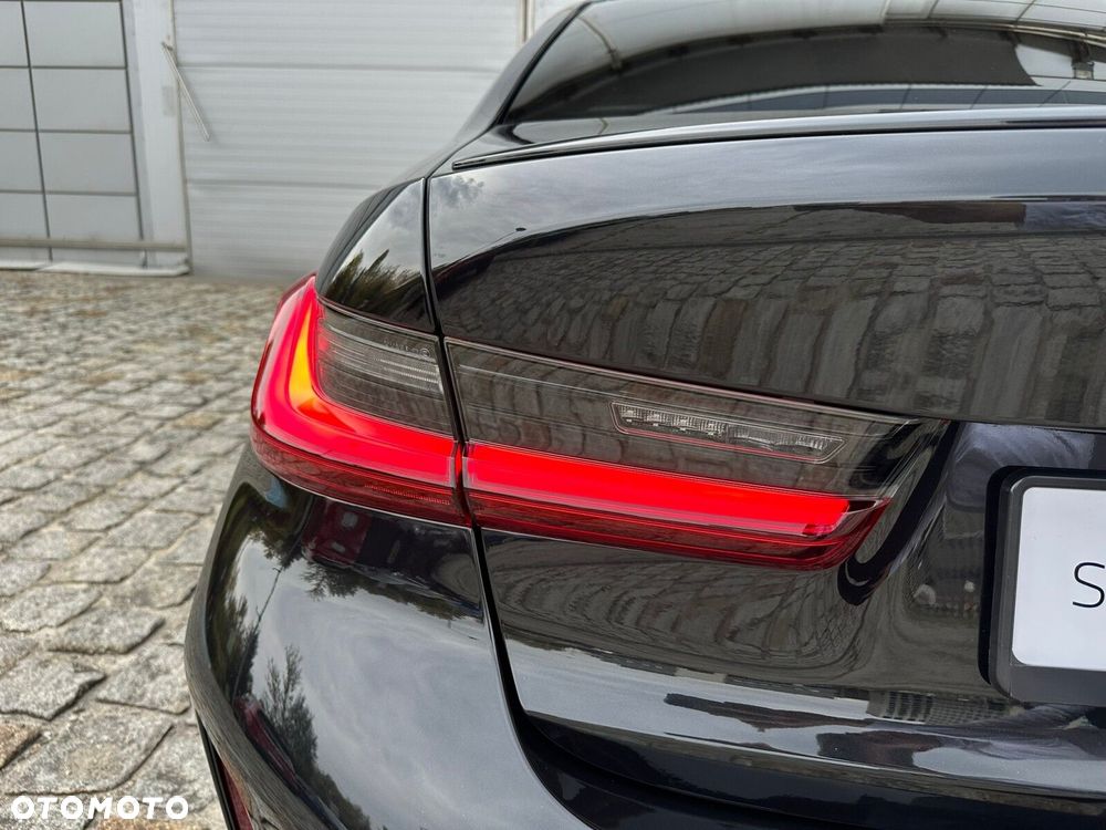BMW Seria 3 - 13