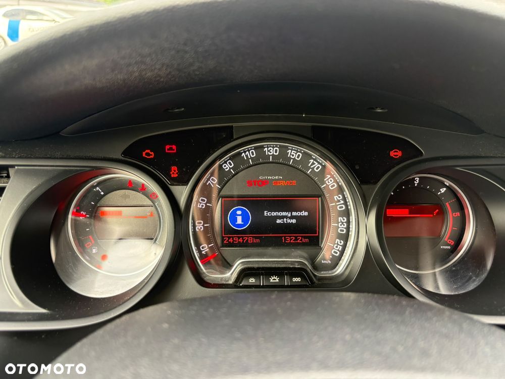 Citroën C5 2.0 HDi Exclusive - 12