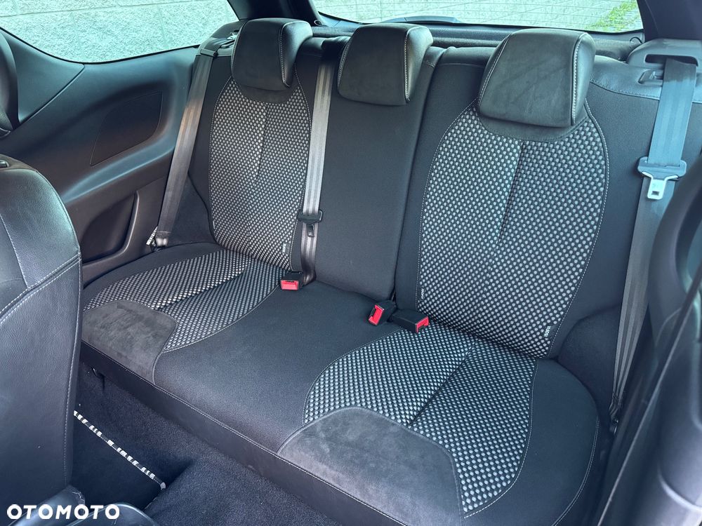 Citroën DS3 THP 155 SportChic - 17