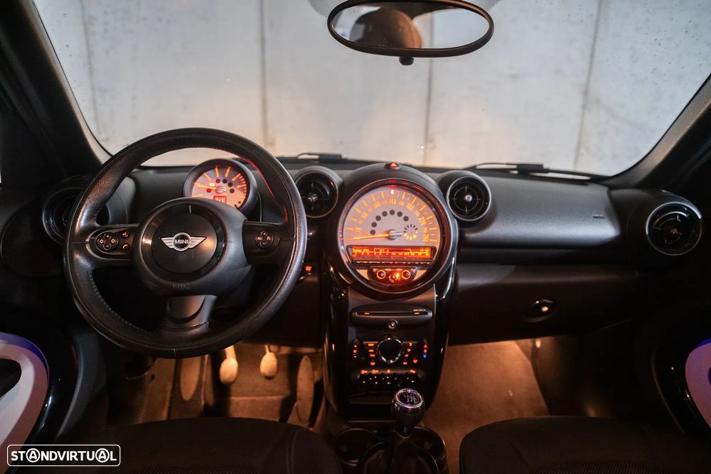 MINI Countryman One D - 11