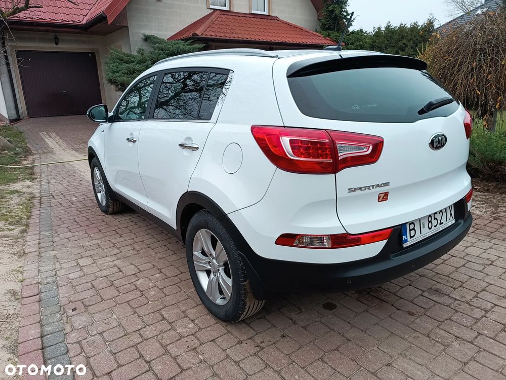 Kia Sportage 2.0 L - 4