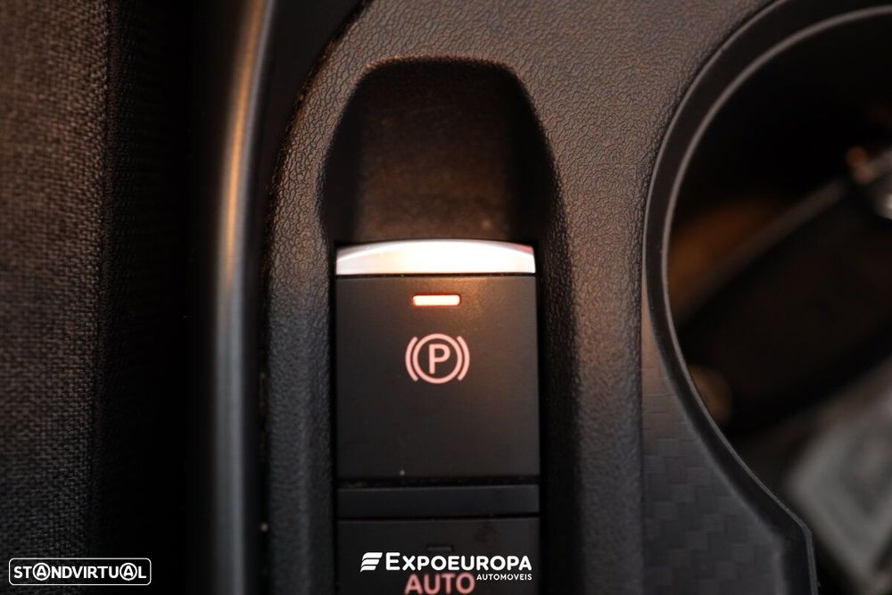 Nissan Juke 1.0 DIG-T N-Connecta NAV. DCT - 19