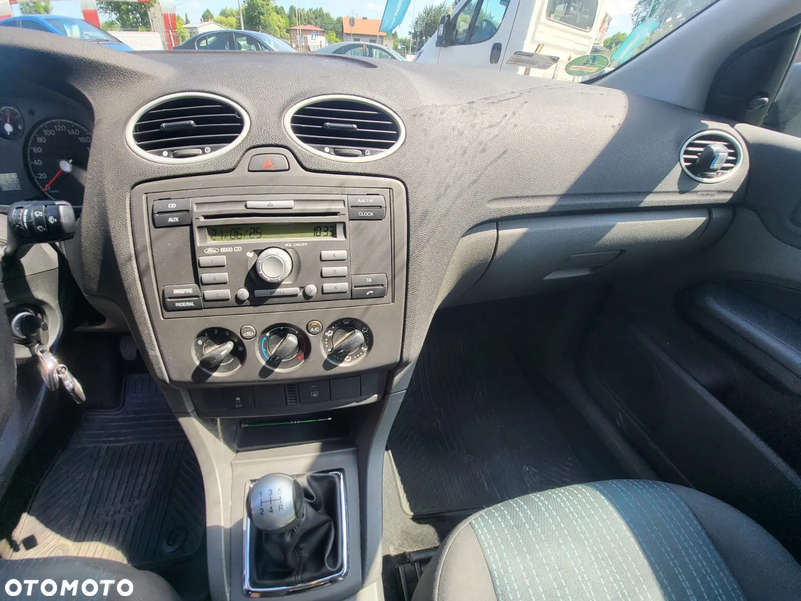 Ford Focus 1.6 TDCi Ambiente - 11