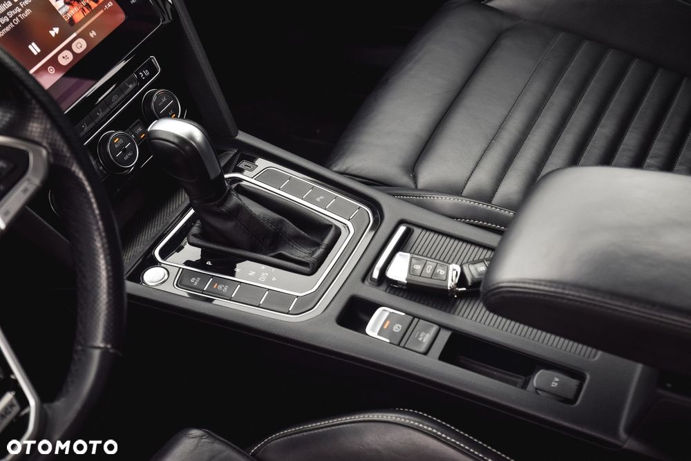 Volkswagen Passat Alltrack 2.0 TDI SCR 4Mot DSG - 24