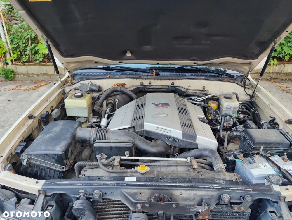 Lexus LX - 7