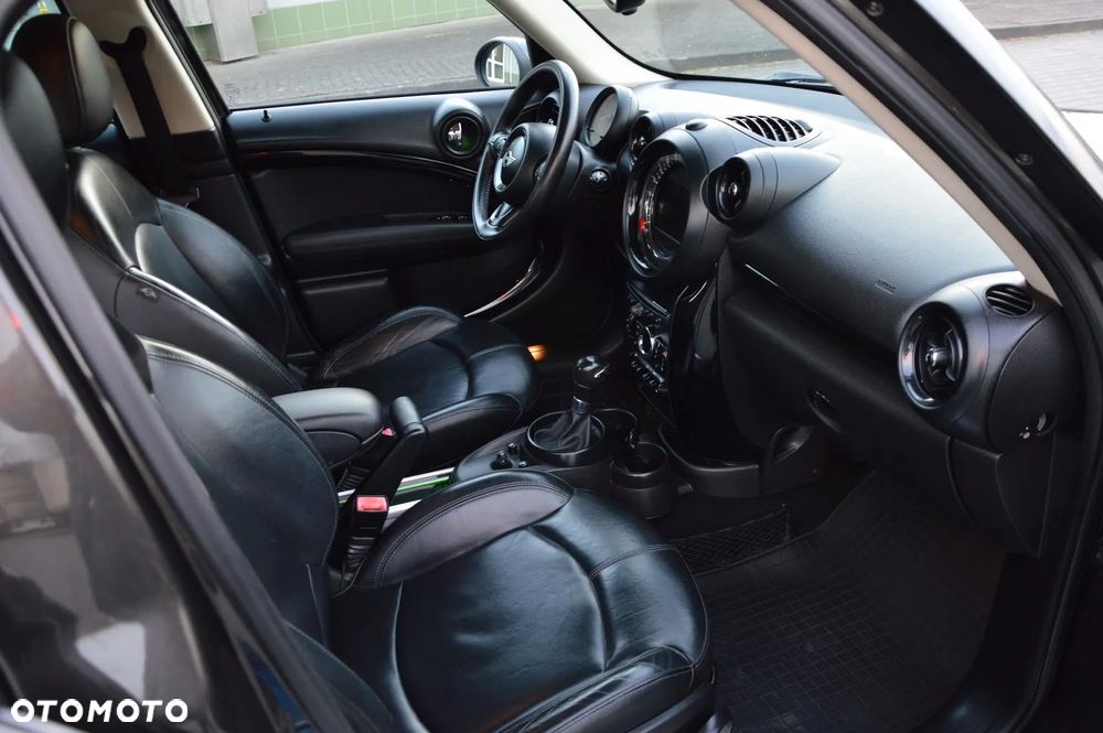 MINI Countryman - 16