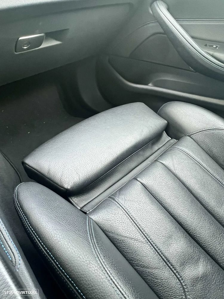 BMW 530 e Pack Desportivo M - 9