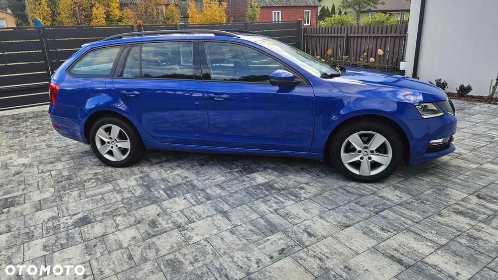 Skoda Octavia 1.6 TDI Ambition DSG - 4