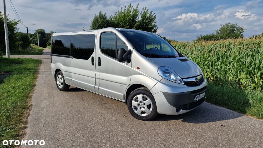 Opel Vivaro - 1
