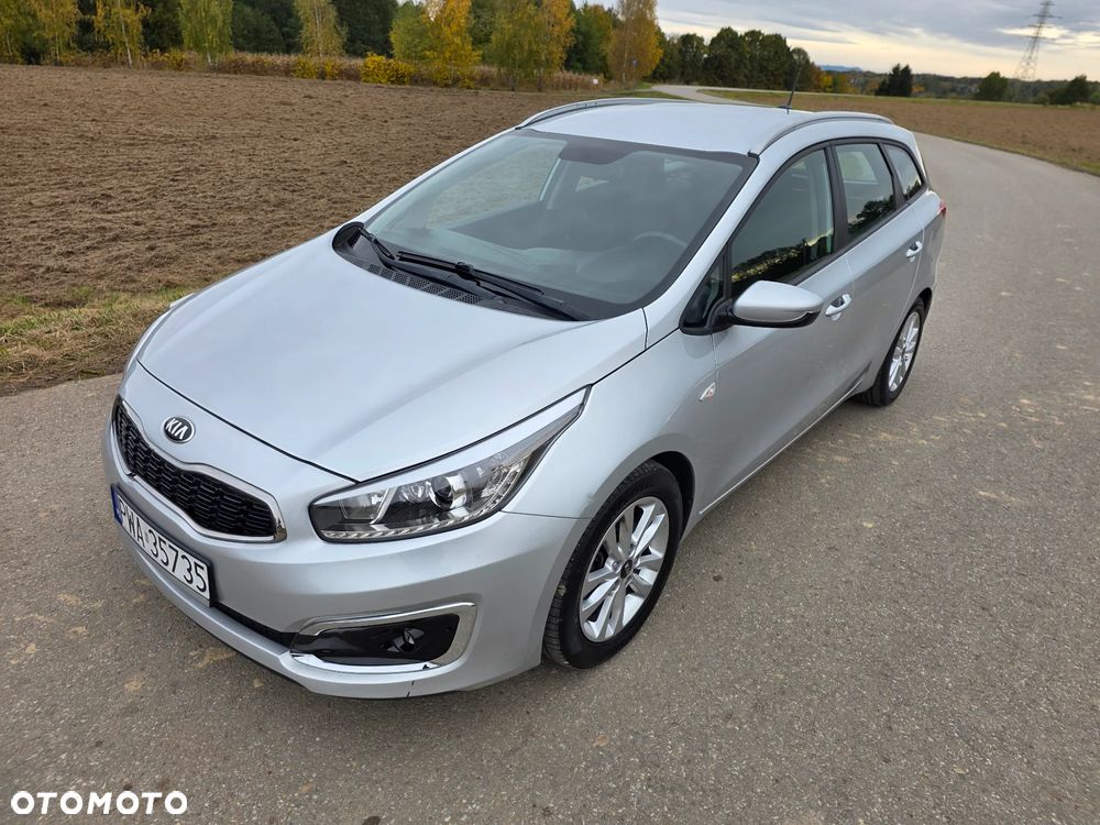 Kia Ceed - 6