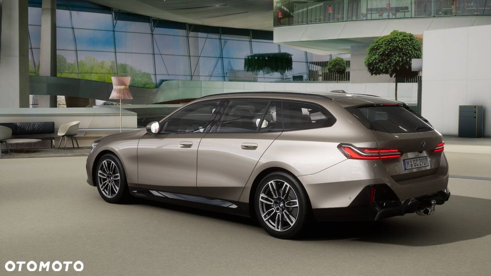 BMW Seria 5 520d xDrive mHEV - 4