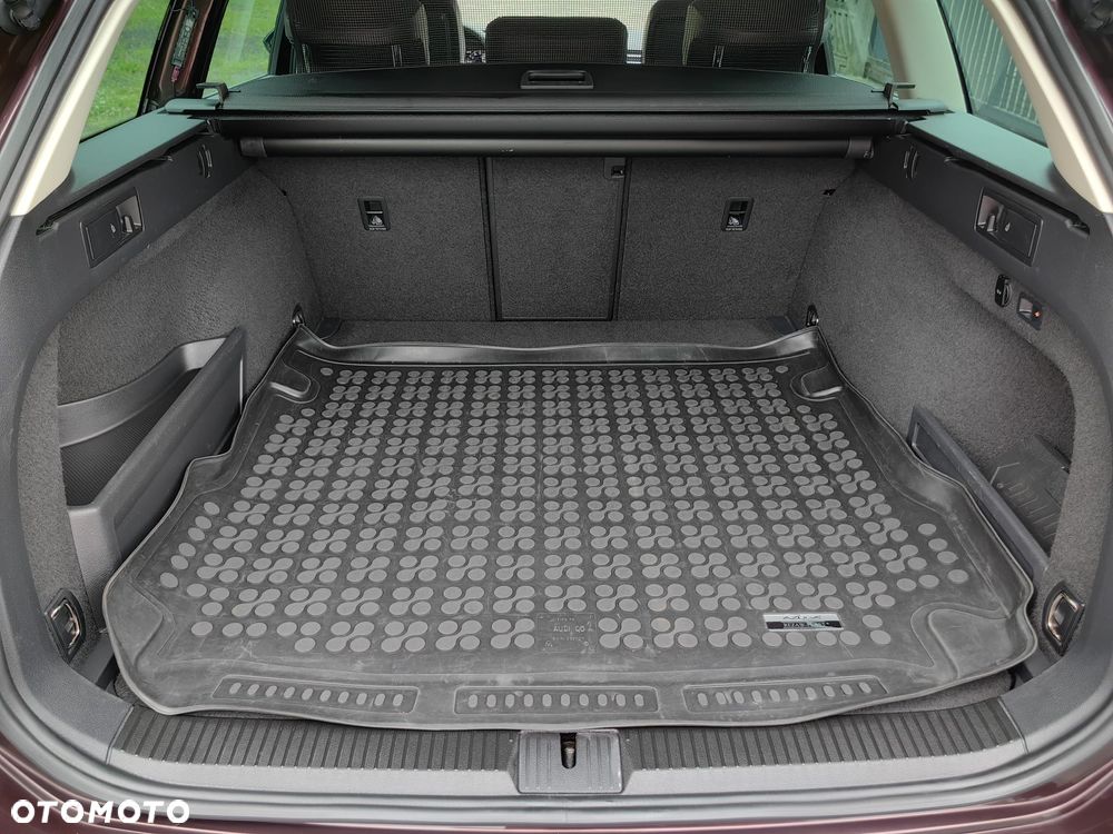 Volkswagen Passat 2.0 TDI Bi-Turbo BMT 4Mot Highline DSG - 32